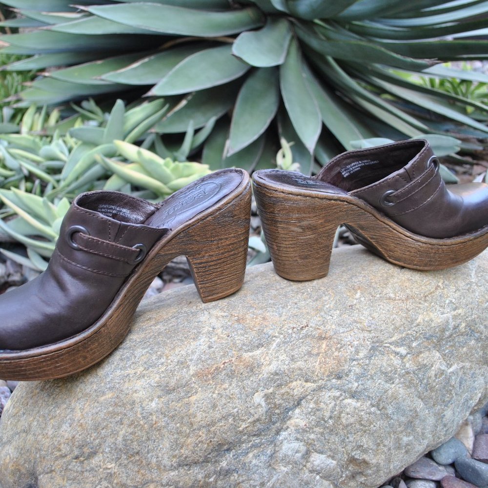 Born Brown Clogs - image 5